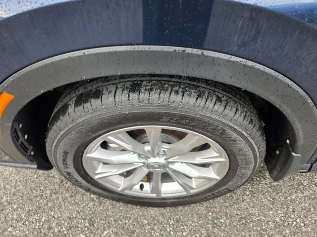 Used 2024 Blue Honda EX-L image 10