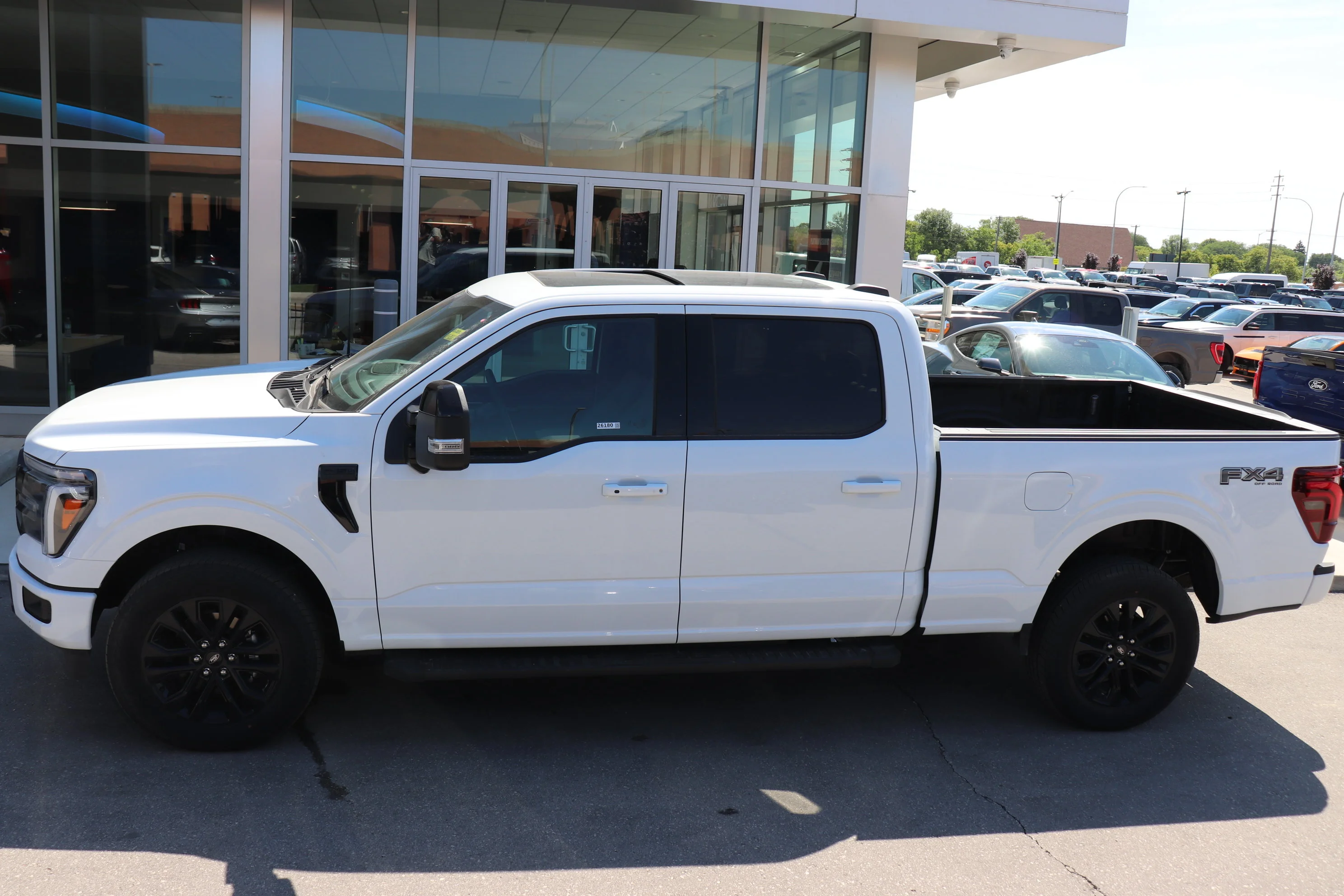 New 2026 OXFORD WHITE Ford LARIAT image 3