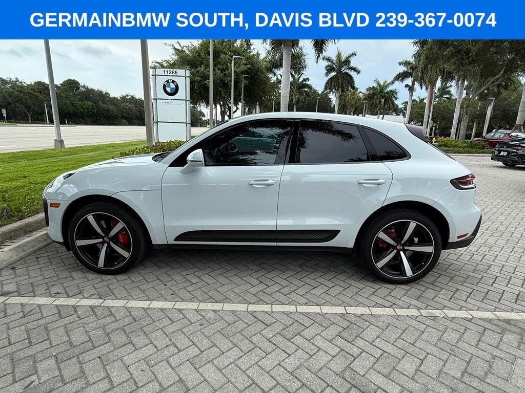 Used 2022 Carrara White Metallic Porsche S image 3