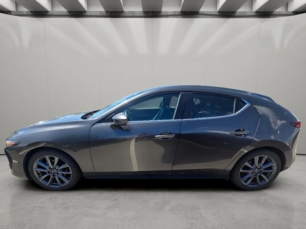Used 2021 Machine Gray Metallic Mazda Select image 3