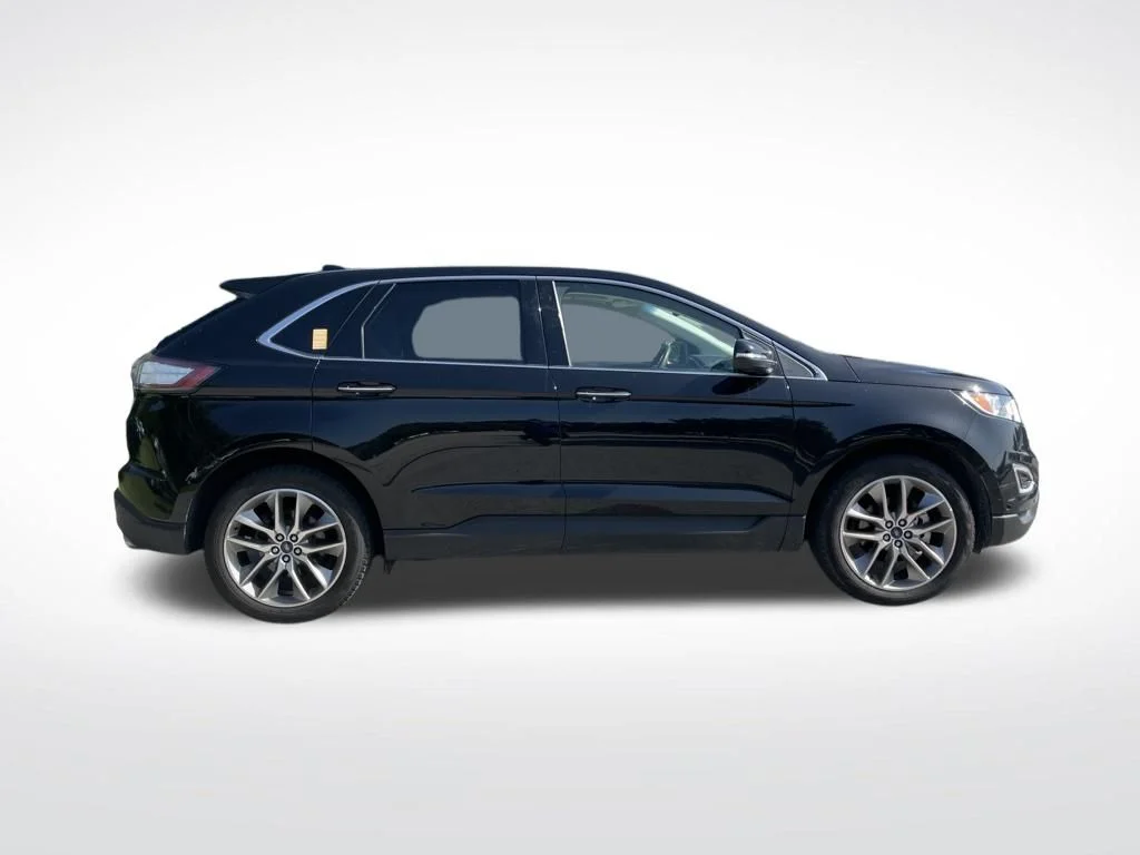 Used 2018 Shadow Black Ford Titanium image 4