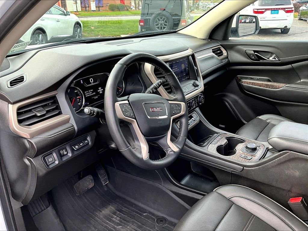 Used 2023 White Frost Tricoat GMC Denali image 8