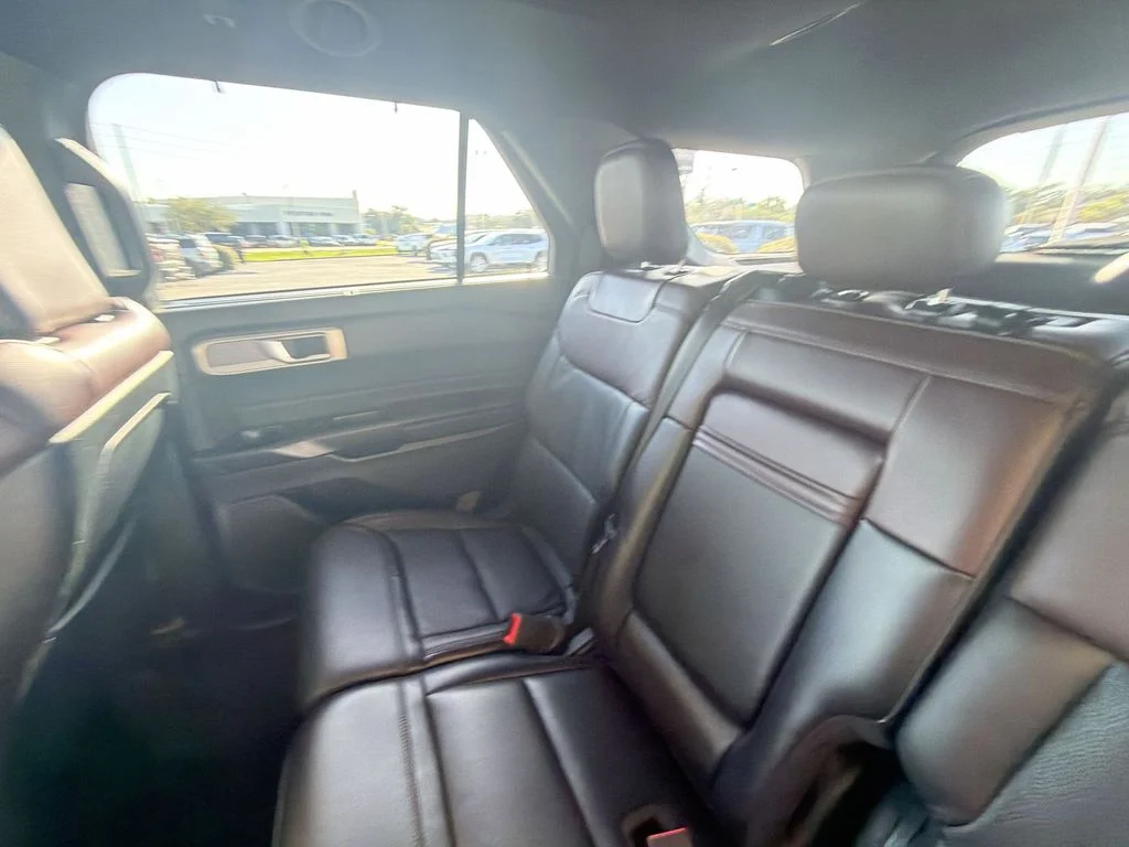 Used 2020 Blue Ford Platinum image 12