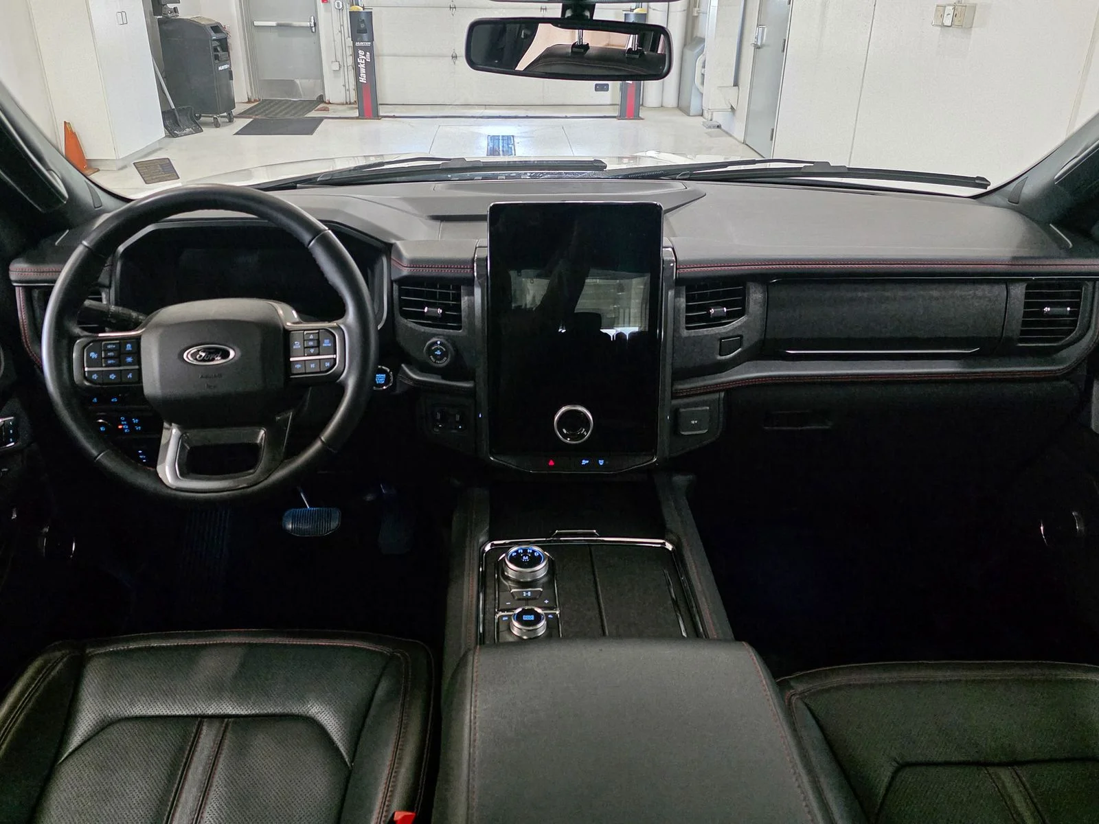 Used 2023 White Metallic Ford Limited image 25