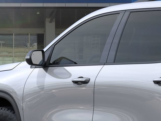 2027 Chevrolet Traverse Z71 - Photo 12