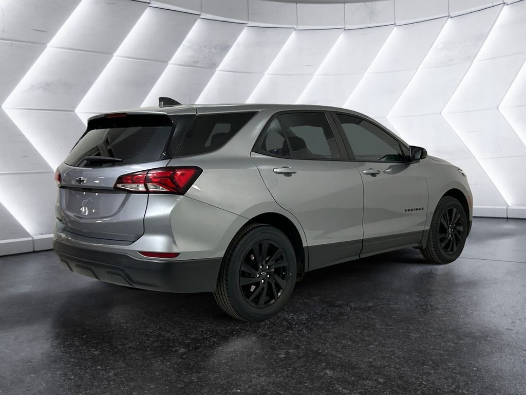 Used 2023 Gray Chevrolet LS image 4