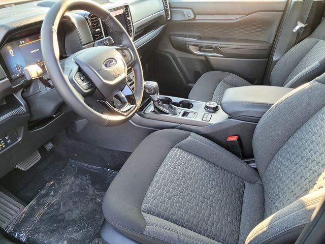 New 2025 Carbonized Gray Metallic Ford XLT image 36
