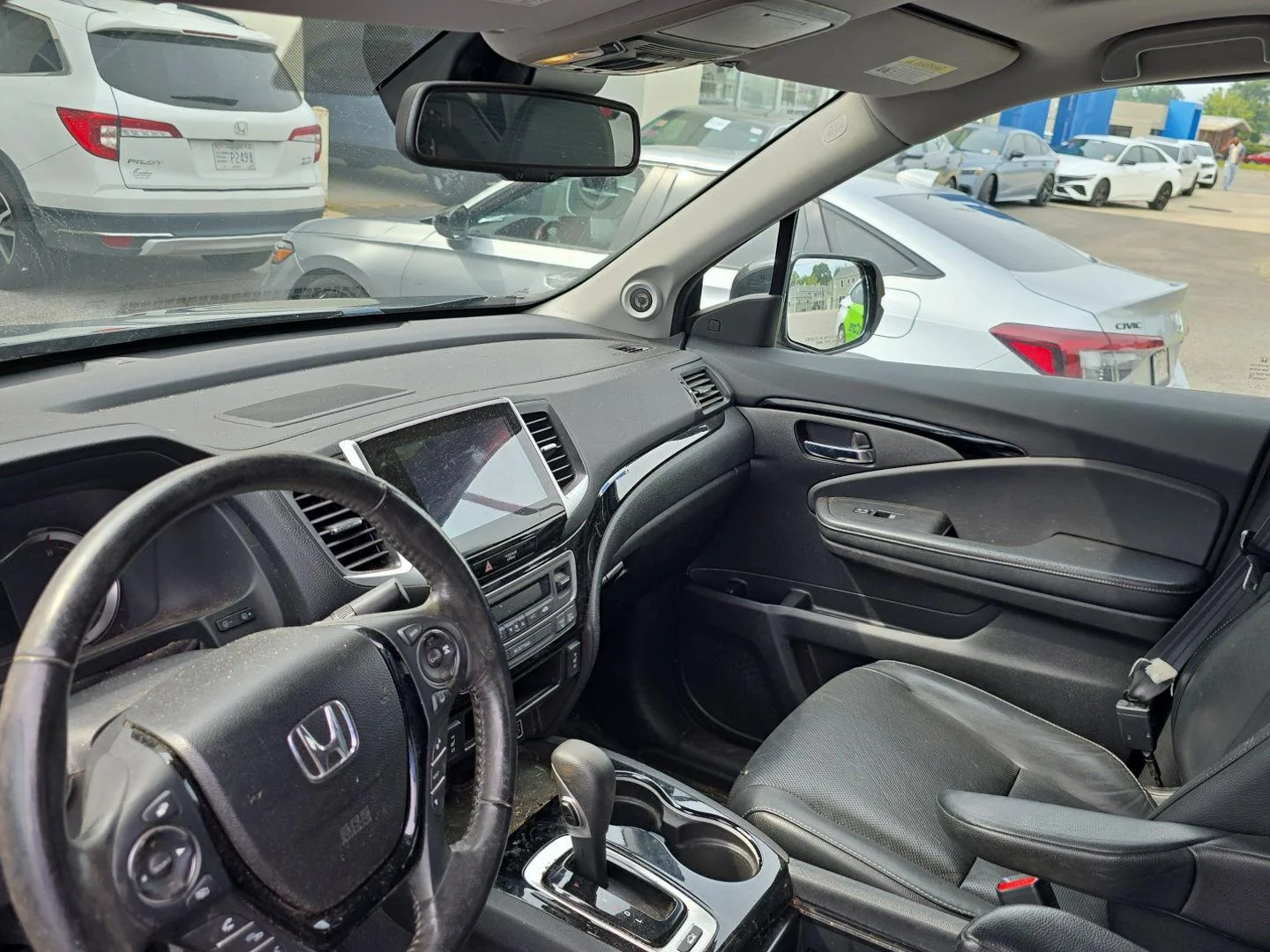 Used 2019 Crystal Black Pearl Honda RTL-E image 3