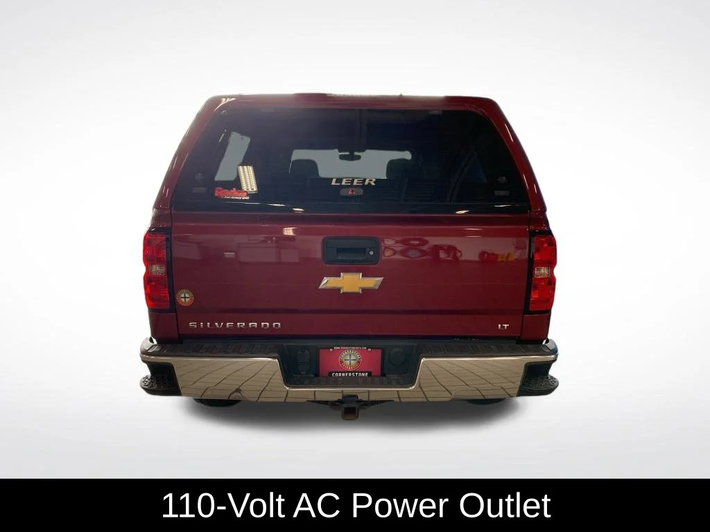 Used 2018 Red Chevrolet LT image 18