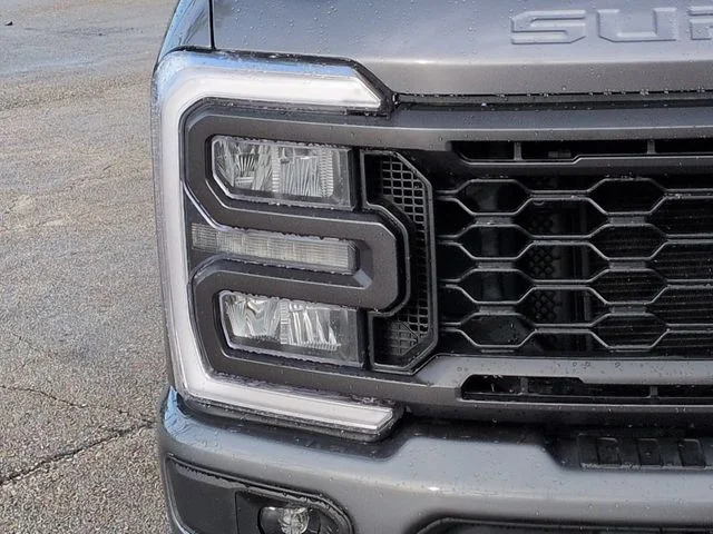 Used 2025 Gray Ford XL image 9