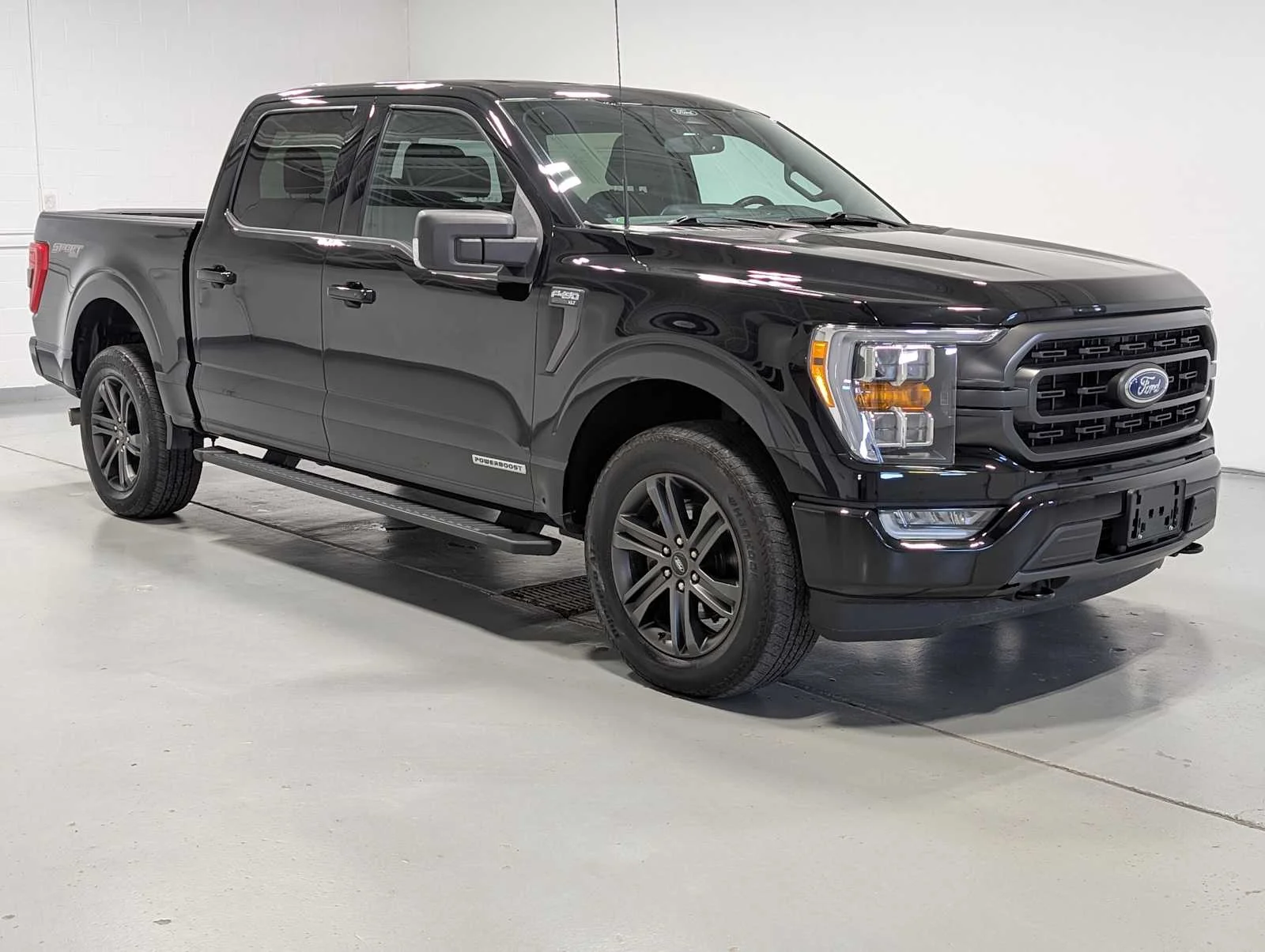 Used 2022 Agate Black Ford XLT image 6