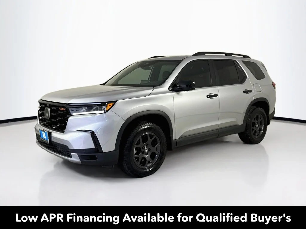 Certified Used 2024 Silver Honda TrailSport image 3