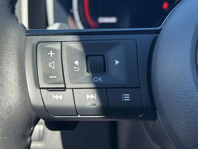 Certified Used 2023 White Nissan Platinum image 18