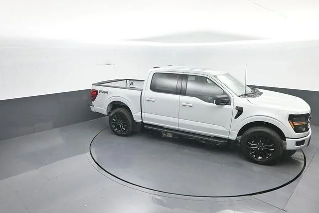 New 2026 Avalanche Ford XLT image 25