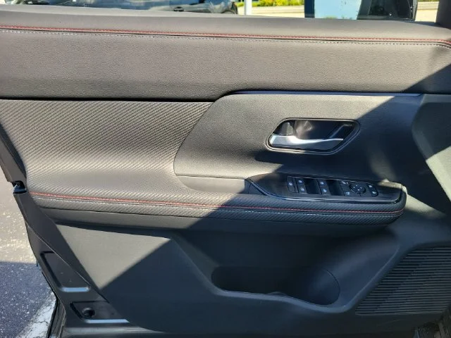 New 2027 Gun Metallic Nissan SR image 13