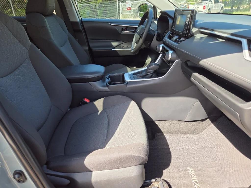 Used 2022 Gray Toyota XLE image 14