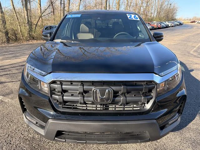 Certified Used 2026 CRYSTAL BLACK Honda RTL image 8