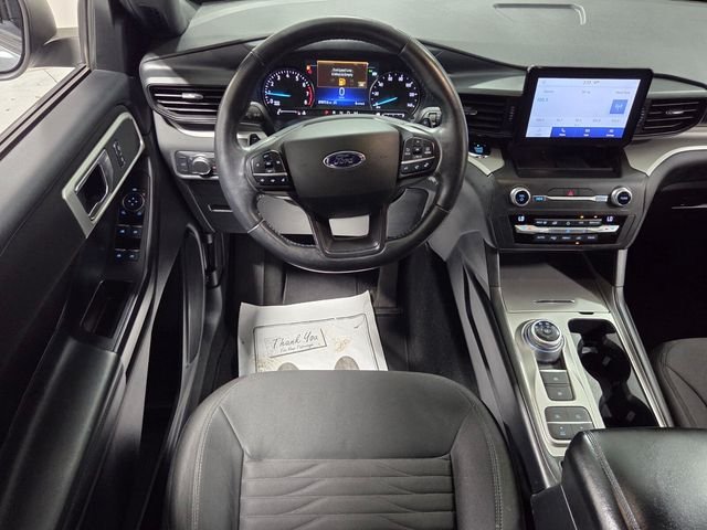 Used 2020 Silver Ford XLT image 8