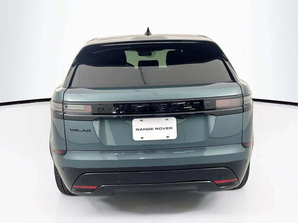 New 2026 Giola Green Land Rover Belgravia Edition image 6