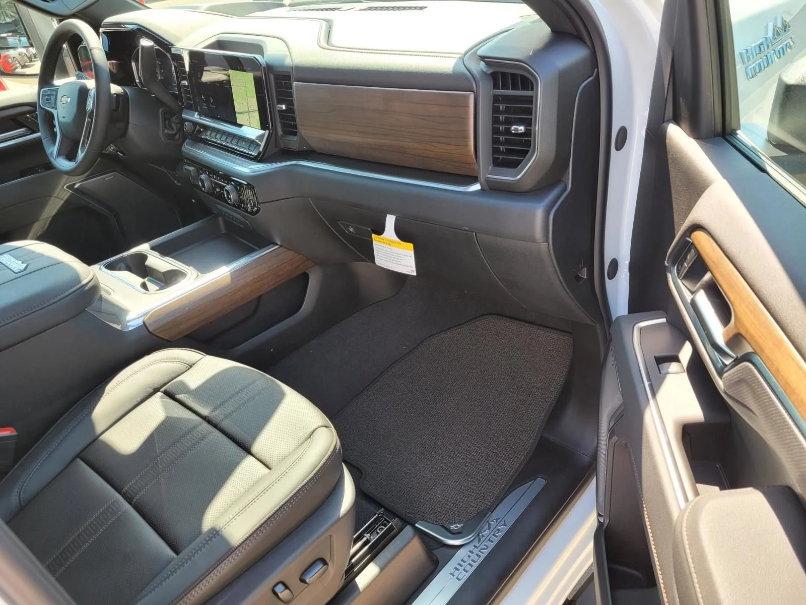 2026 Chevrolet Silverado 3500 HD High Country - Photo 6