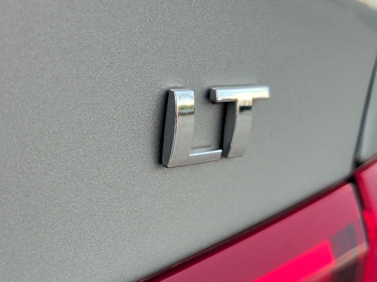 Used 2023 Sterling Gray Metallic Chevrolet LT image 33
