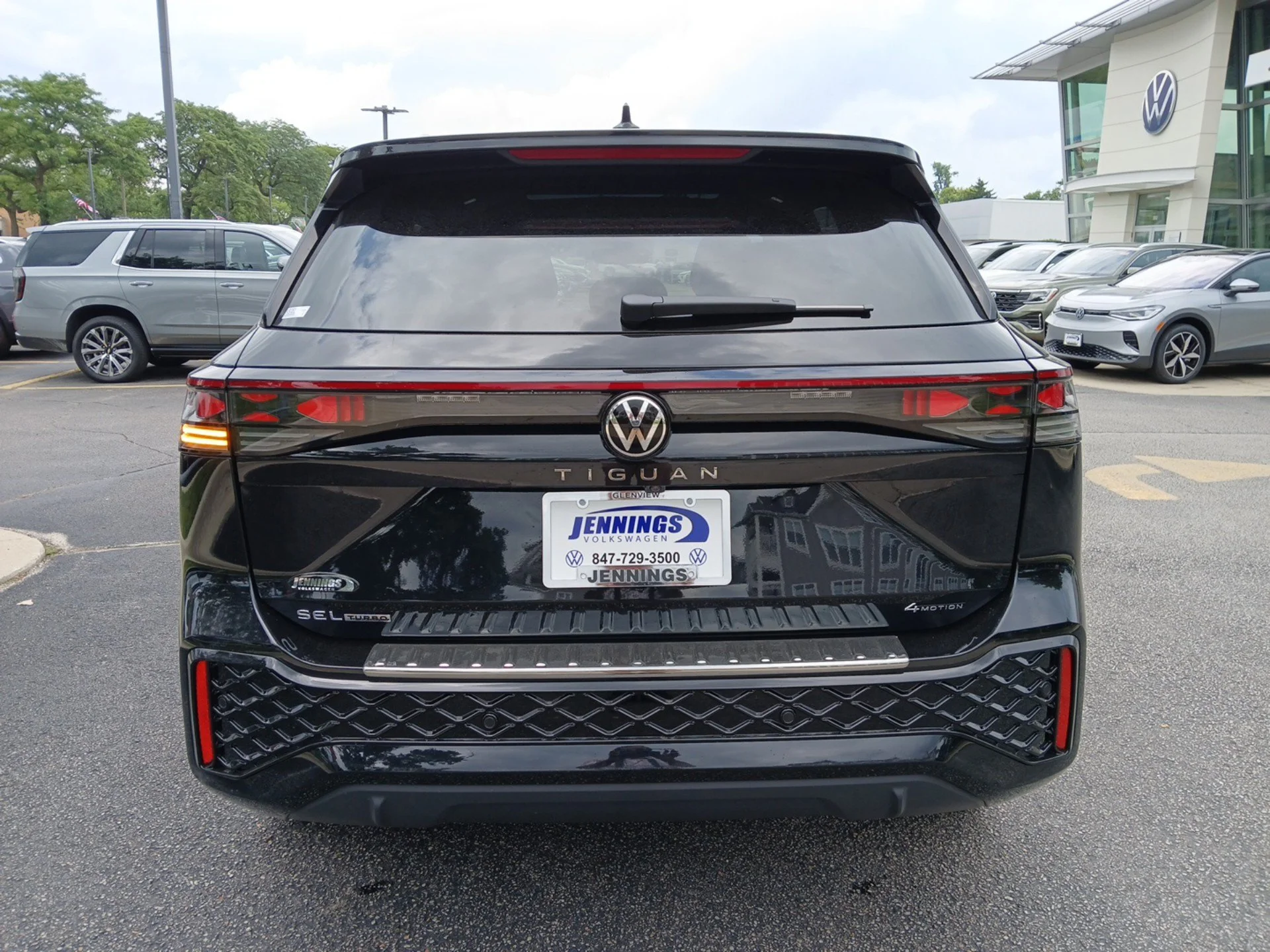 New 2026 Deep Black Pearl Volkswagen 2.0T SEL R-Line Turbo image 27