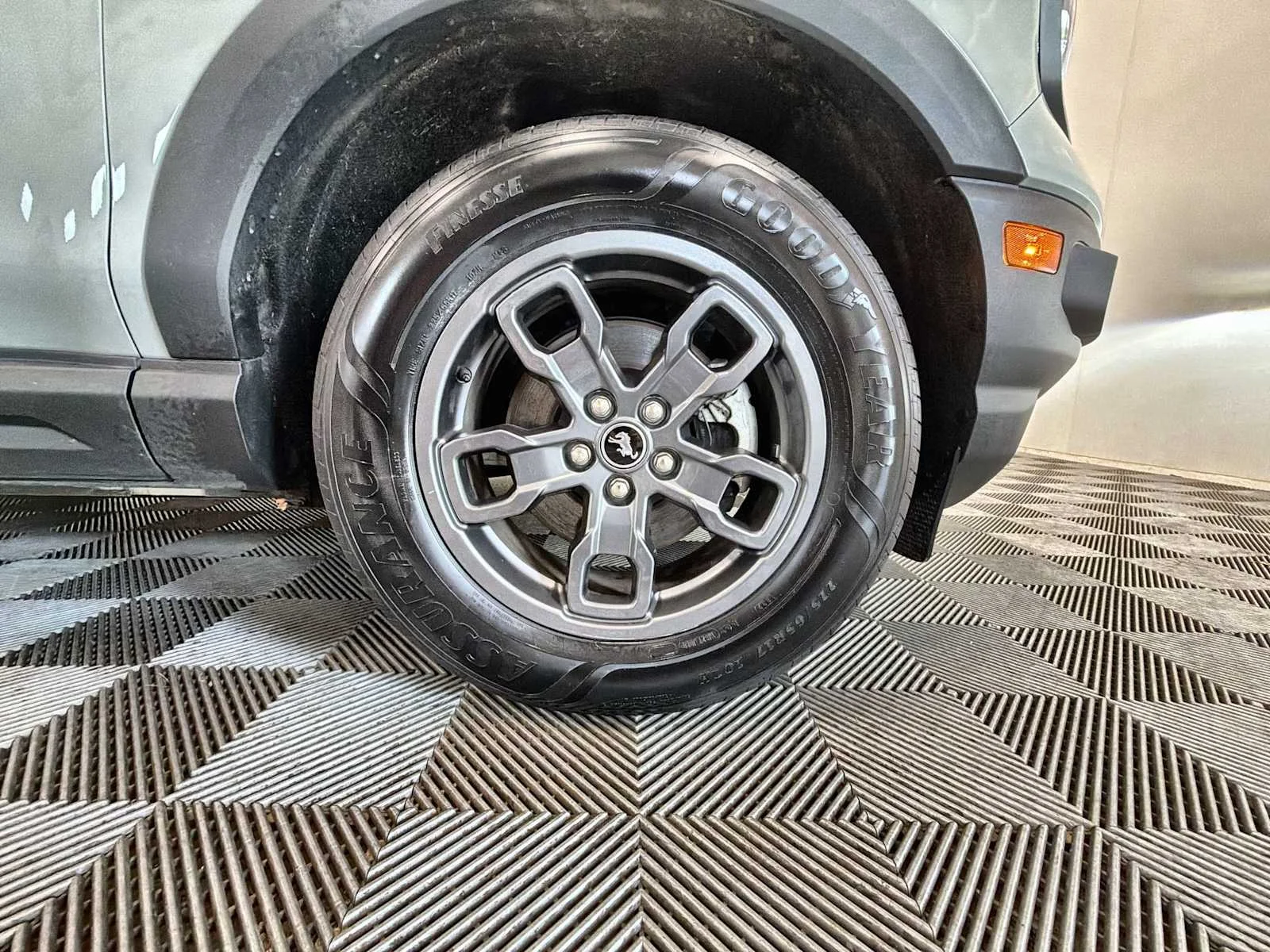 Used 2023 Cactus Gray Ford Big Bend image 18