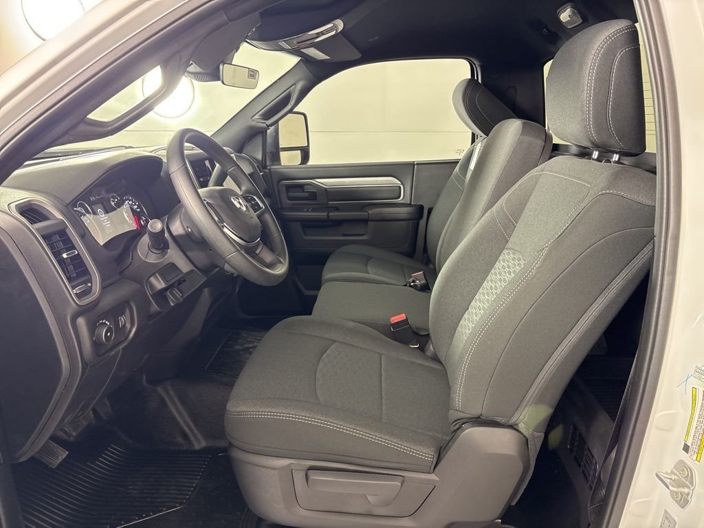 New 2026 Bright White Clearcoat RAM Tradesman image 20