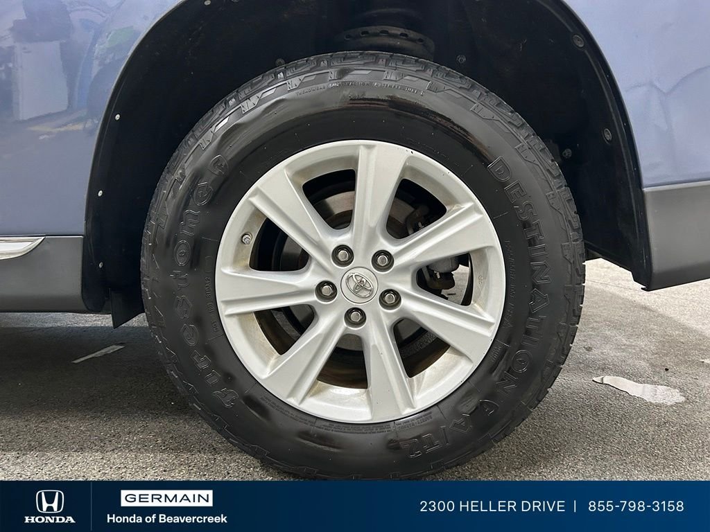 Used 2012 Shoreline Mist Toyota SE image 14