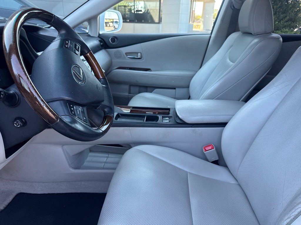 Used 2010 Gray Lexus 350 image 4