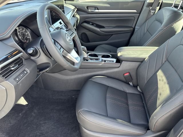 New 2025 Gray Nissan 2.5 SR image 13