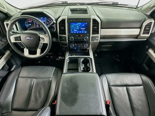 Pre-Owned 2021 Ford F-250SD Lariat