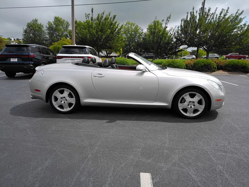 Used 2005 Silver Lexus 430 image 31