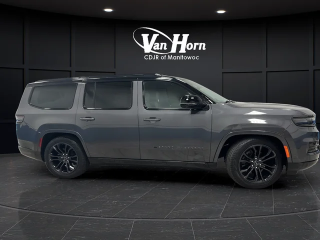 Used 2024 Baltic Gray Metallic Clearcoat Jeep Series III image 2