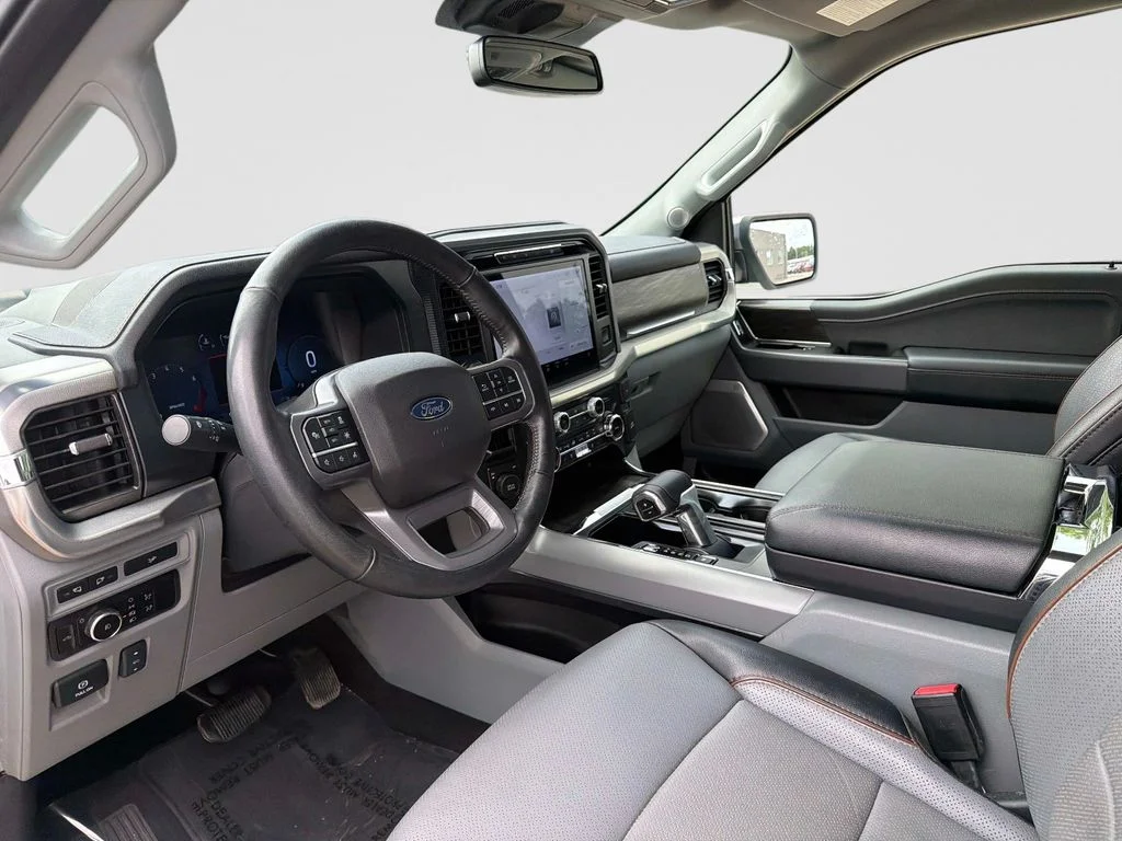 Used 2024 Oxford White Ford Lariat image 22