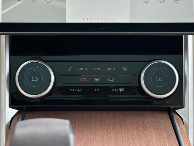 Used 2023 Fuji White Land Rover SE image 36