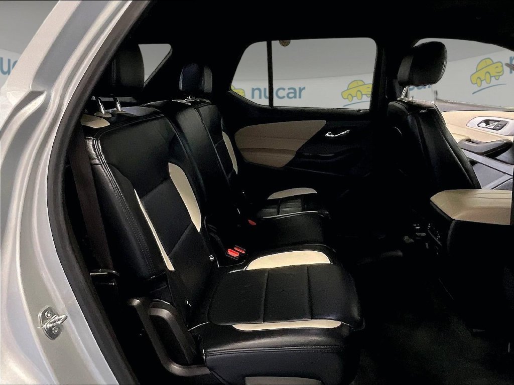 Used 2022 Silver Chevrolet LS image 16