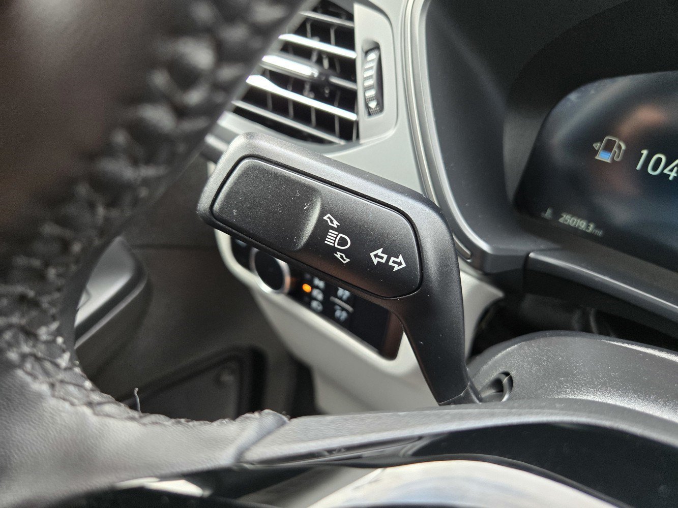 Used 2023  Ford Active image 22