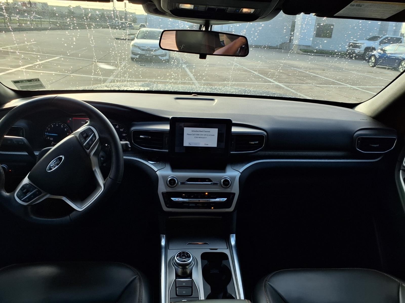 2022 Ford Explorer photo 21 of 27