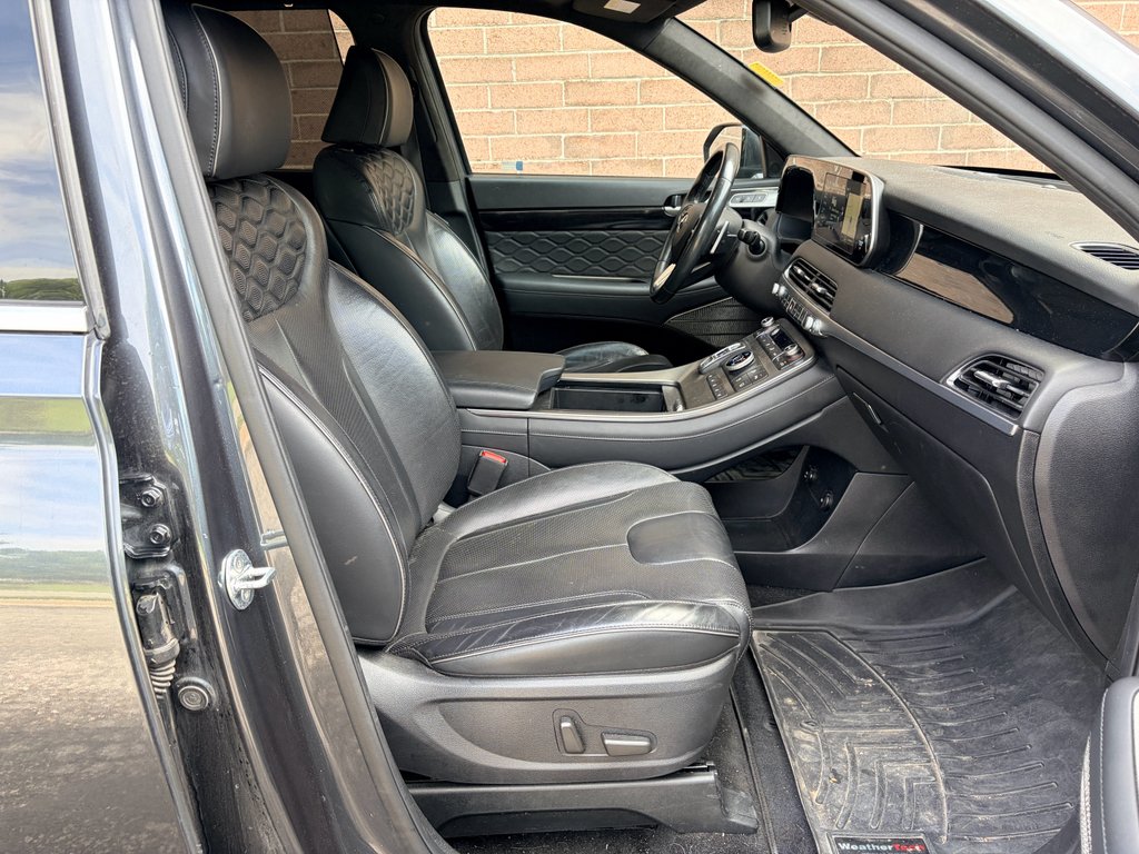 Used 2020 Steel Graphite Hyundai Limited image 18