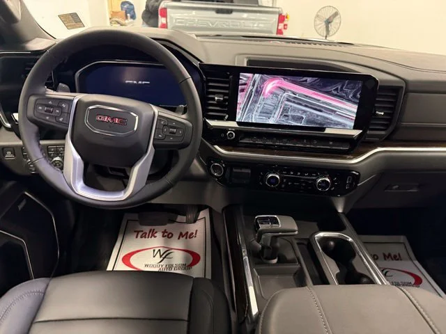 New 2026 Onyx Black GMC Elevation image 21
