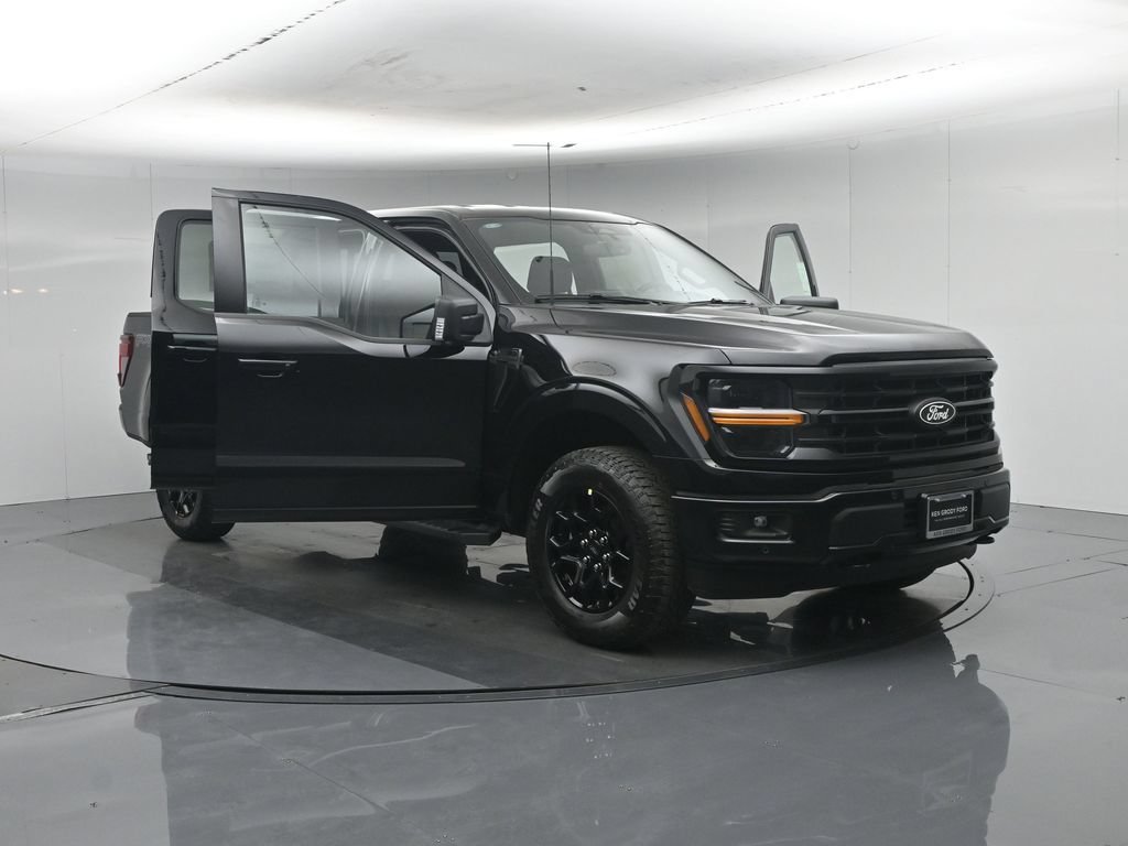 New 2026 Agate Black Metallic Ford XLT image 35