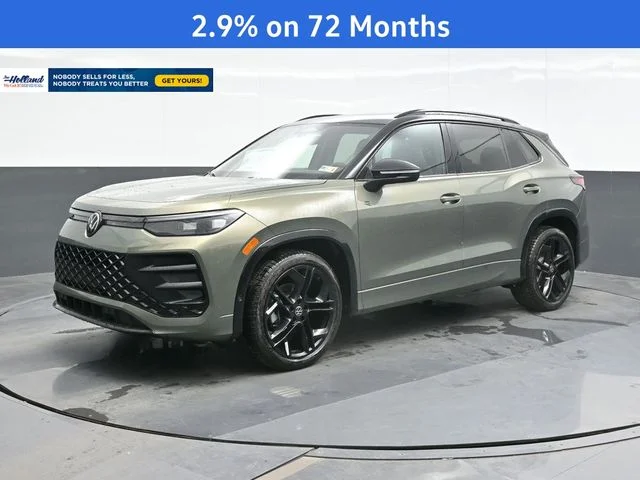 2026 Volkswagen Tiguan 2.0T SE R-Line Black's photo