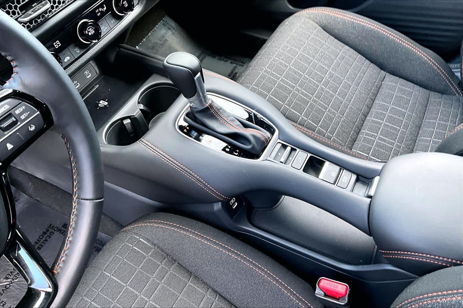 2026 Honda HR-V Sport - Photo 17