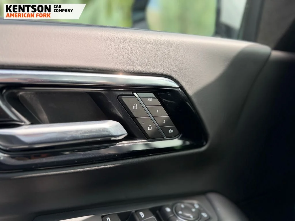 2025 Chevrolet Suburban High Country - Photo 20