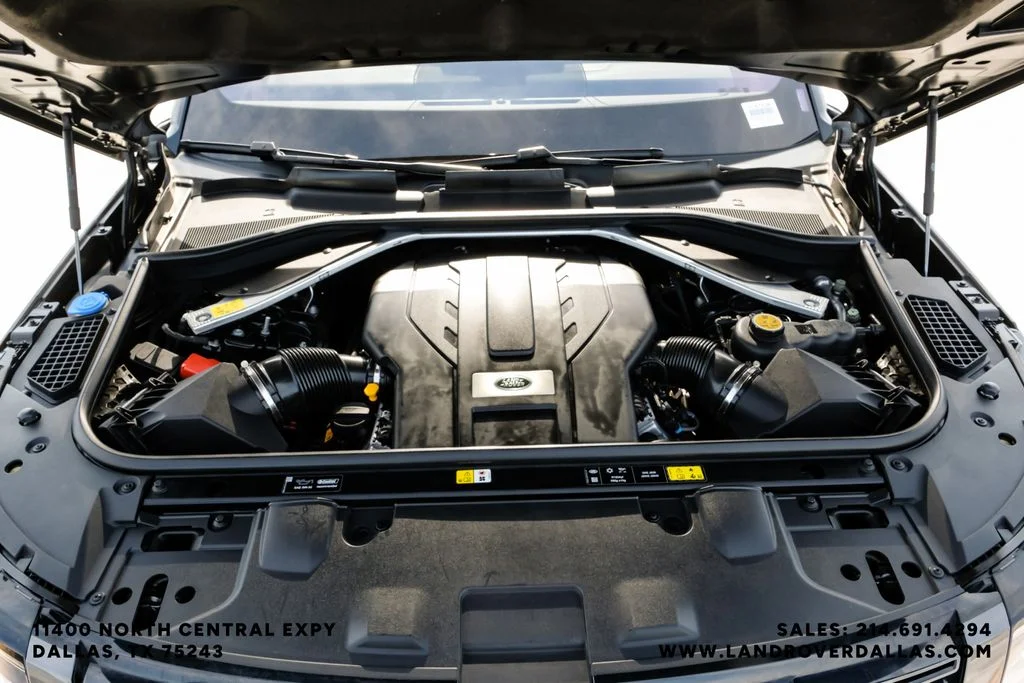 Used 2023 Black Land Rover SE image 55
