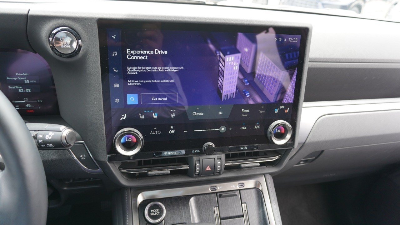 Certified Used 2025 CAVIAR Lexus GX 550 Luxury+ image 16