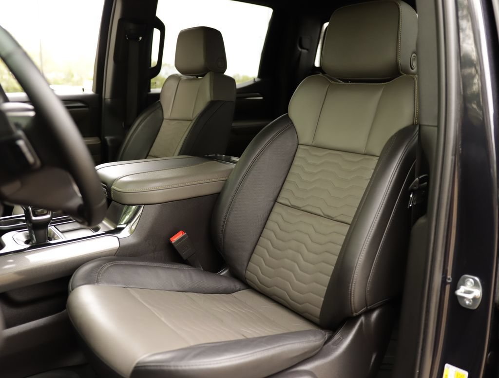 Used 2024 Dark Ash Metallic Chevrolet ZR2 image 25