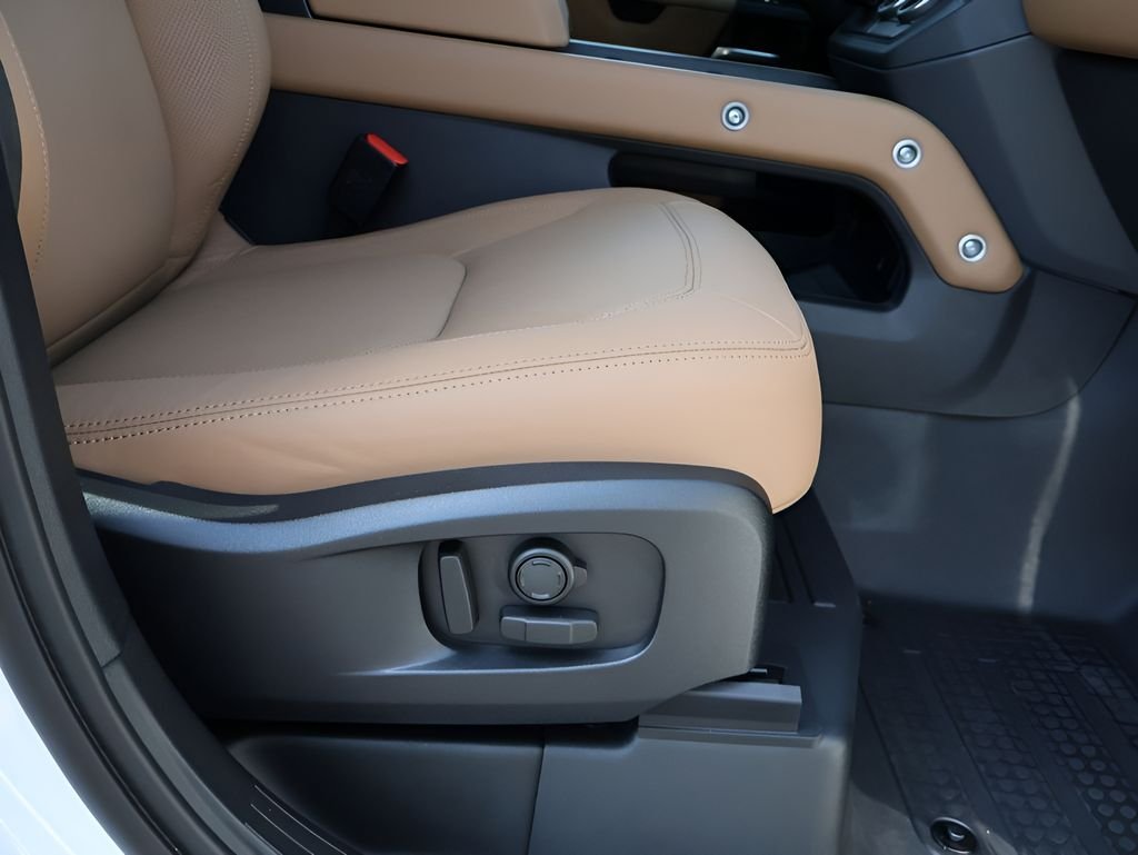 2026 Land Rover Defender X-Dynamic SE - Photo 10