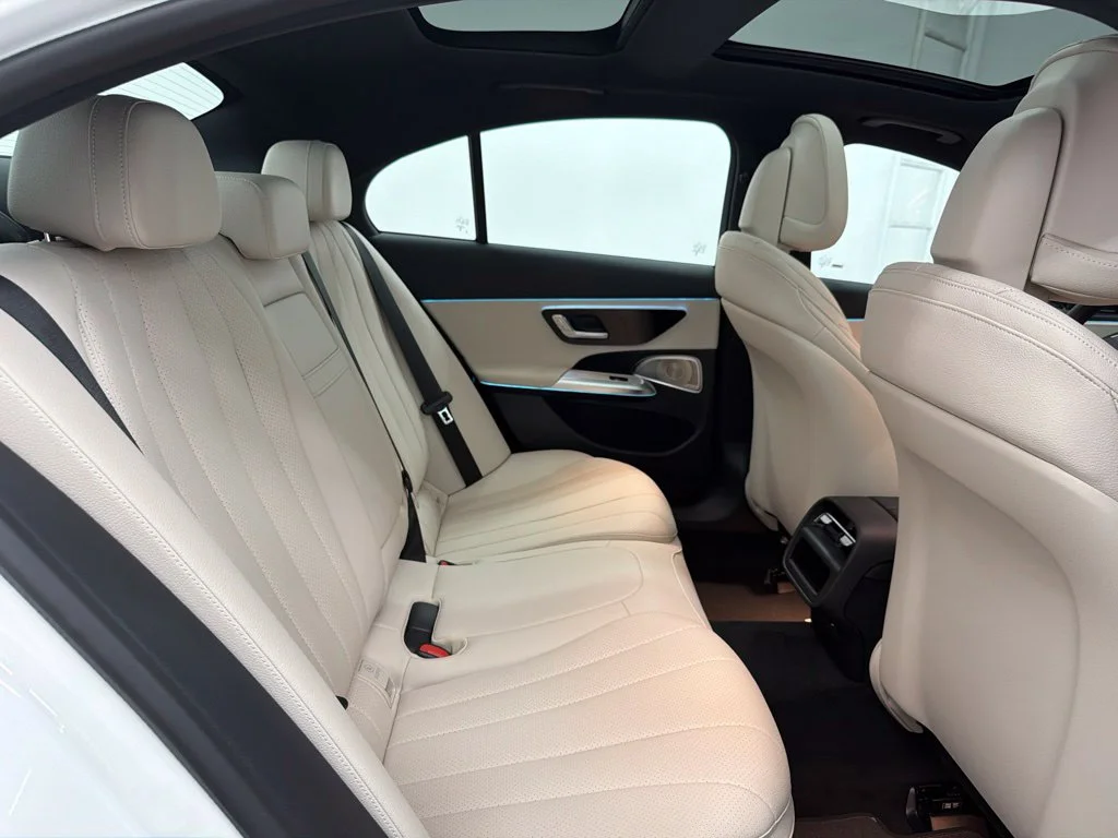 New 2027 White Mercedes-Benz E 350 image 25